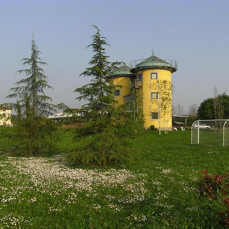 I Silos Guest House Серіате Екстер'єр фото